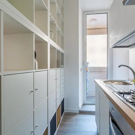 Iflat Radiant Retreat In Esquilino 公寓