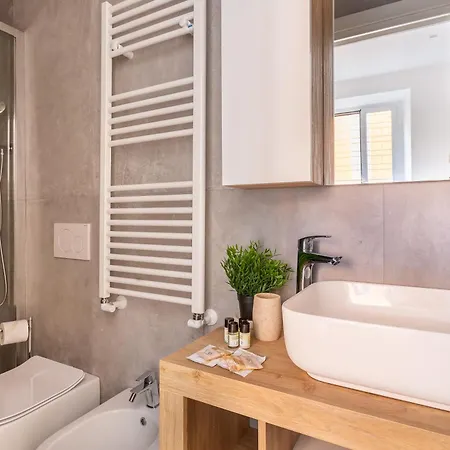 דירה Iflat Radiant Retreat In Esquilino